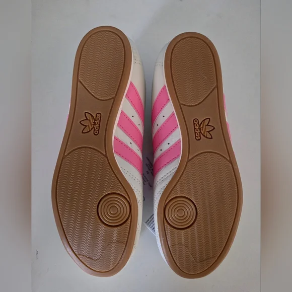 🆕️ Adidas Taekwondo LA White Sneakers with Pink Stripes size 4.5 - Picture 7 of 10